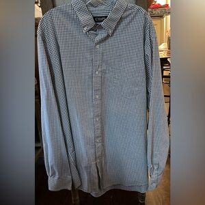 Men’s CHAPS Stretch Easy Care long sleeve button down shirt. XXL black and white